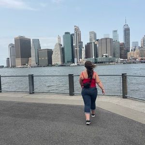 Meet your Posher, Avery